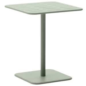 Kave Home Světle zelený kovový zahradní stůl Brai 70 x 70 cm